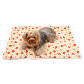 Yummy Strawberry Fleece/Plush Blanket